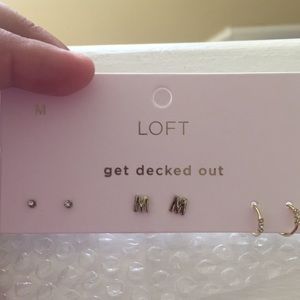 Loft Get Decked Out Earrings “M”